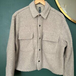 Vuori Short Shirt Jacket - US M